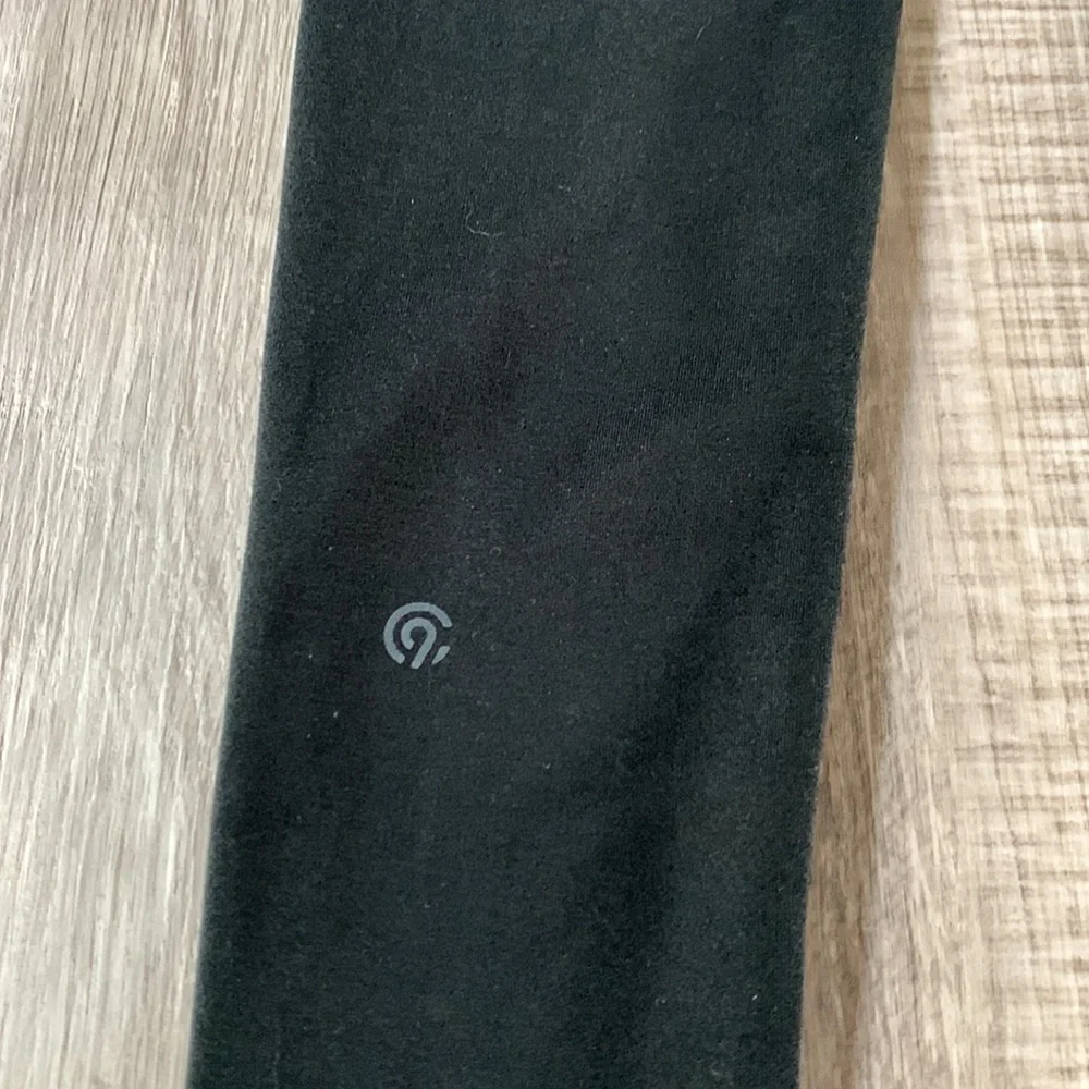 Woman’s Champion leggings - Picture 4 of 4